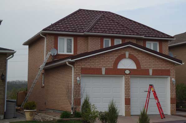 Steel Roof Maintenance in Ontario